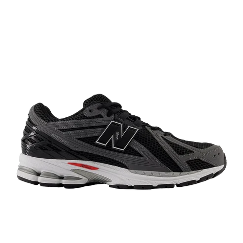 New Balance 1906 Black עם Team Red ו-Castlerock – נעלי ספורט בסגנון רטרו