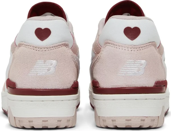 New Balance 550 Valentine’s Day סניקרס