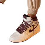 Nike Air Jordan 1 Retro High OG A Ma Maniére סניקרס