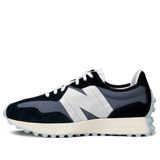 New Balance Wmns 327 Black White נעלי