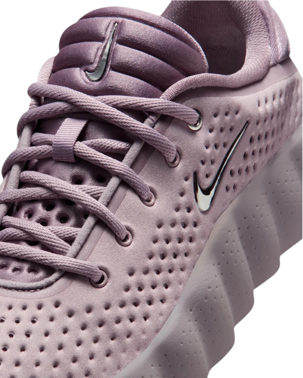 Nike Mind 002 Light Violet Ore – נעלי נשים חדשניות להליכה נוחה