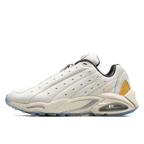 Nike Hot Step Air Terra Drake NOCTA Champagne סניקרס